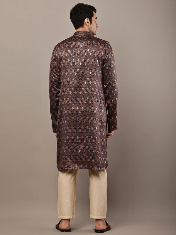 Brown_Printed_Kurta_with_Cream_Pyjama_&_Traditional_Ethnic_Motifs_For_Men