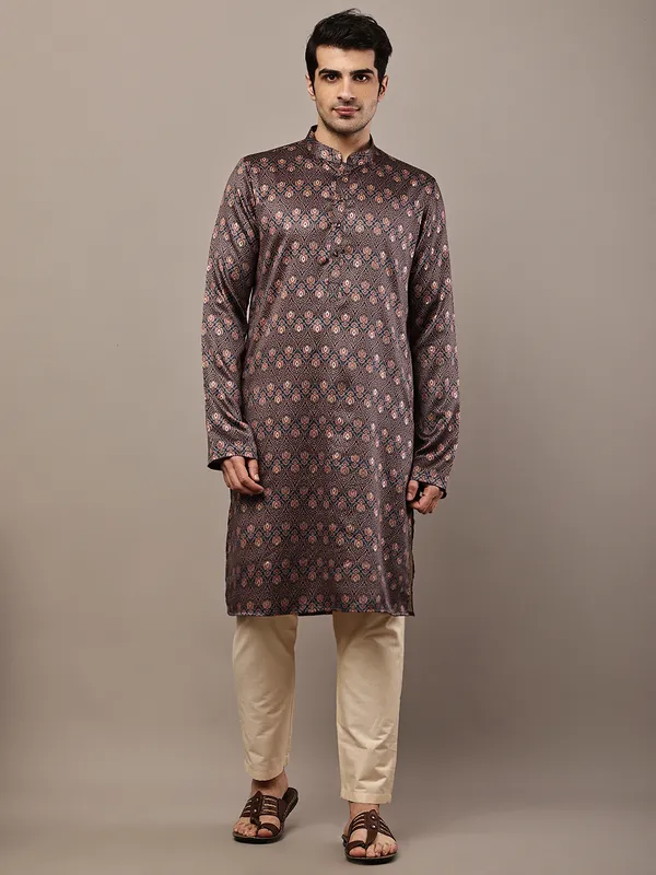 Brown_Printed_Kurta_with_Cream_Pyjama_&_Traditional_Ethnic_Motifs_For_Men