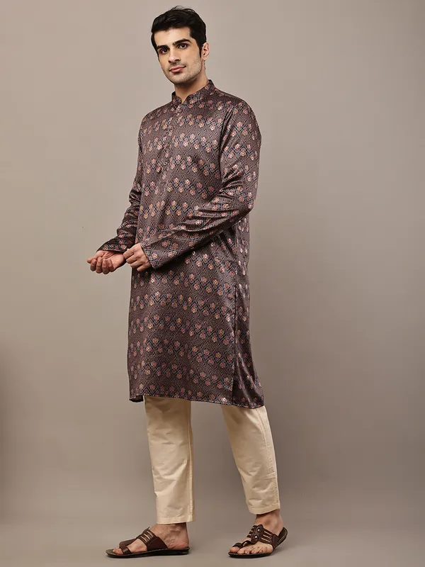 Brown_Printed_Kurta_with_Cream_Pyjama_&_Traditional_Ethnic_Motifs_For_Men