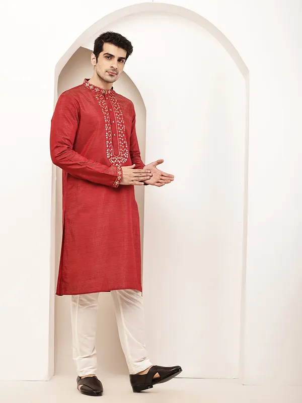 Red_Viscose_Silk_Zari-Work_Straight_Kurta_For_Men
