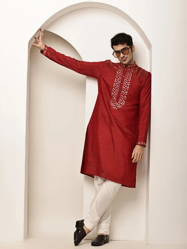 Red_Viscose_Silk_Zari-Work_Straight_Kurta_For_Men