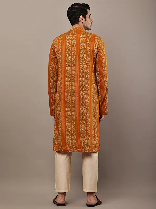 Mustard_Textured_Threadwork_Kurta_with_Traditional_Off-White_Viscose_Pyjama_For_Men