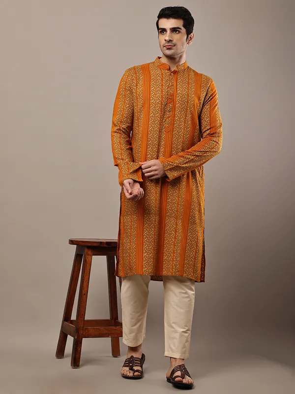 Mustard_Textured_Threadwork_Kurta_with_Traditional_Off-White_Viscose_Pyjama_For_Men