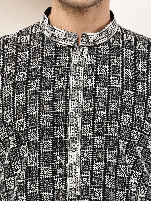 Black_&_White_Embroidered_Kurta_Set_with_Cream_Pajama_For_Men