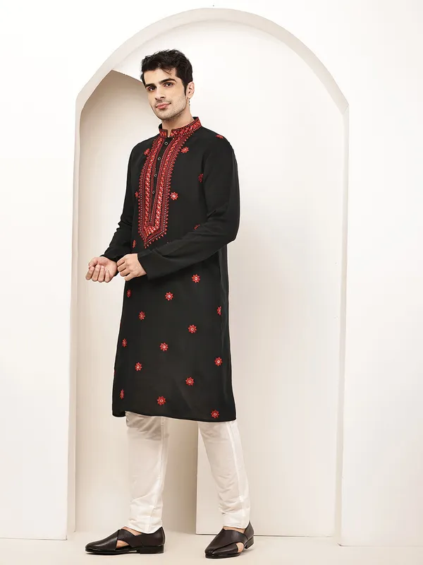Black_Embroidered_Kurta_Set_with_Cream_Pajama_For_Men