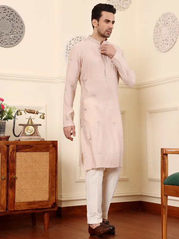 Men's_Peach_Straight_Viscose_Silk_Kurta_with_Embroidered_Neckline_and_Motifs,Off_White_solid_trouser_style_churidar