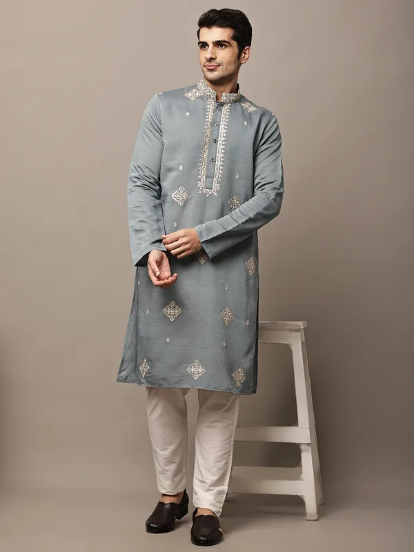 Grey_Embroidered_Kurta_Set_with_Cream_Pajama_For_Men