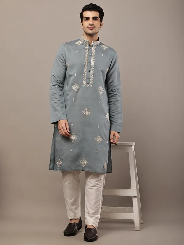 Grey_Embroidered_Kurta_Set_with_Cream_Pajama_For_Men