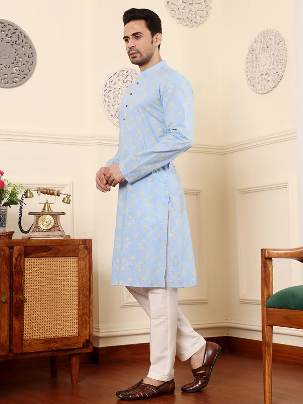 Blue_Elegant_Printed_Straight_Cotton_Kurta_For_Men