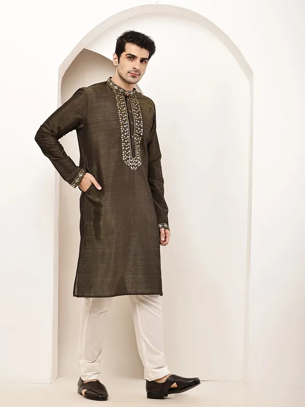 Green_Viscose_Silk_Zari-Work_Straight_Kurta_For_Men