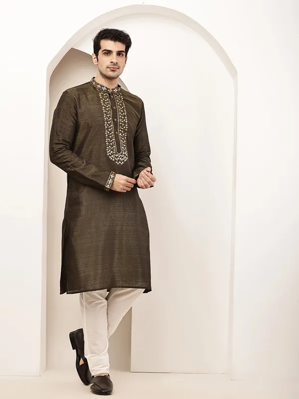 Green_Viscose_Silk_Zari-Work_Straight_Kurta_For_Men