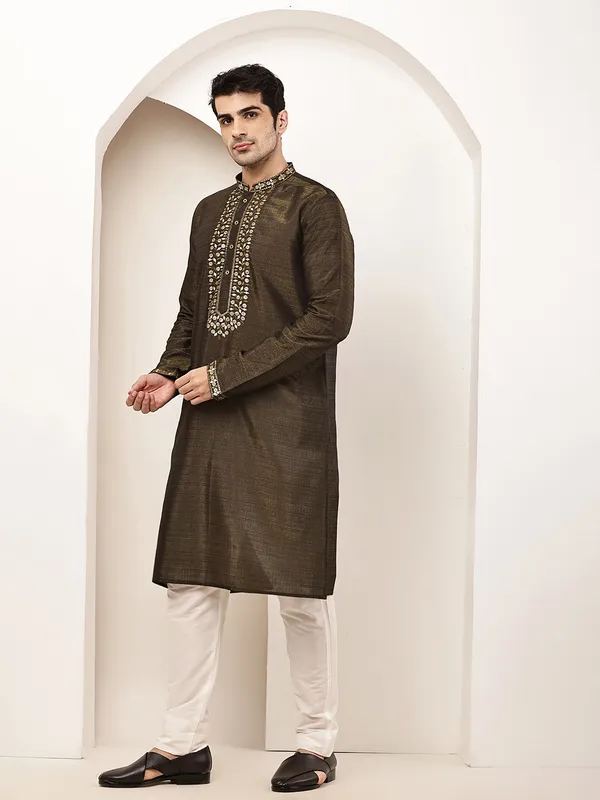 Green_Viscose_Silk_Zari-Work_Straight_Kurta_For_Men