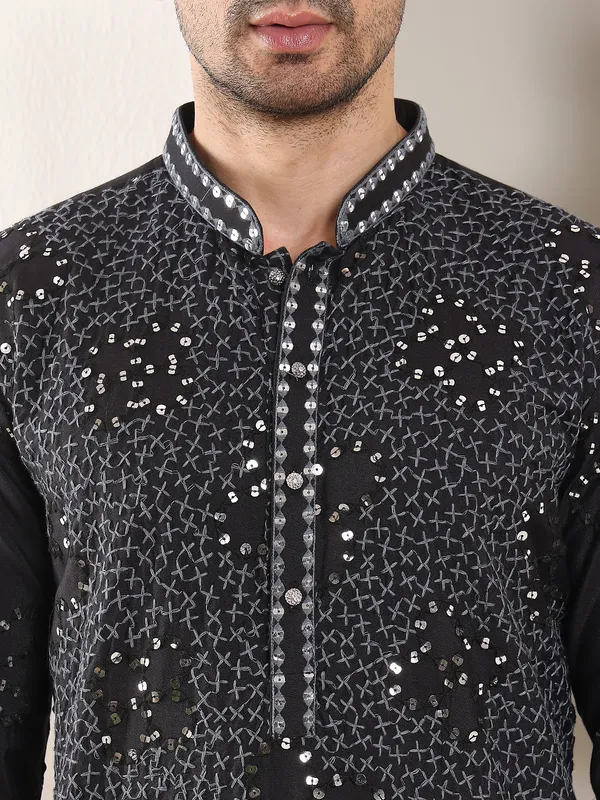Black_Straight_Rayon_Silk_Embroidered_Neckline_And_Motifs_Kurta_For_Men