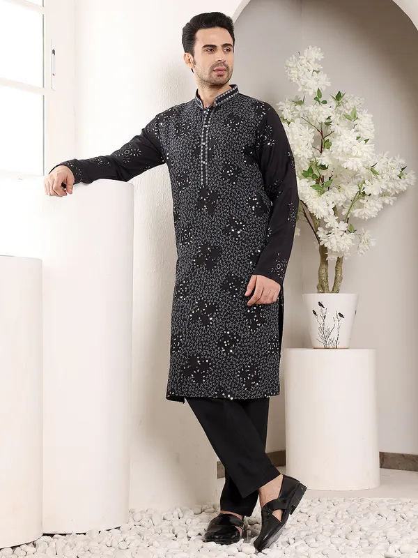 Black_Straight_Rayon_Silk_Embroidered_Neckline_And_Motifs_Kurta_For_Men
