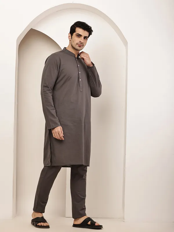 Grey_Straight_Viscose_Silk_Kurta_For_Men
