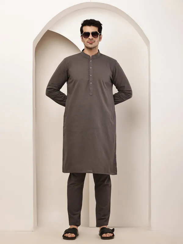Grey_Straight_Viscose_Silk_Kurta_For_Men