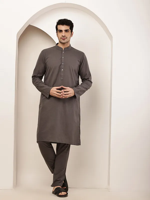 Grey_Straight_Viscose_Silk_Kurta_For_Men