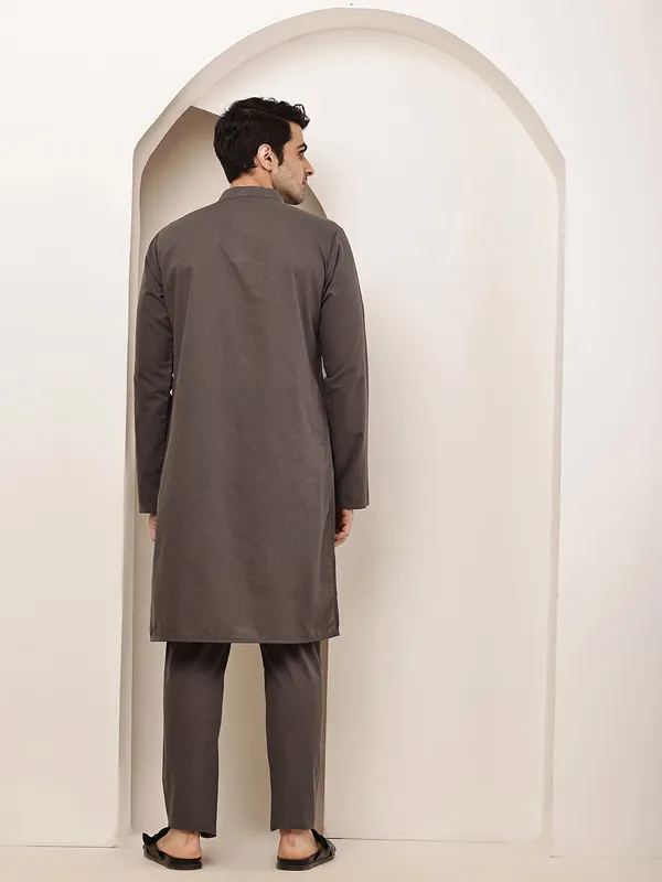 Grey_Straight_Viscose_Silk_Kurta_For_Men