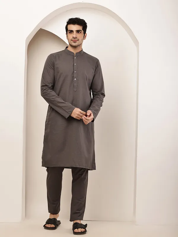 Grey_Straight_Viscose_Silk_Kurta_For_Men