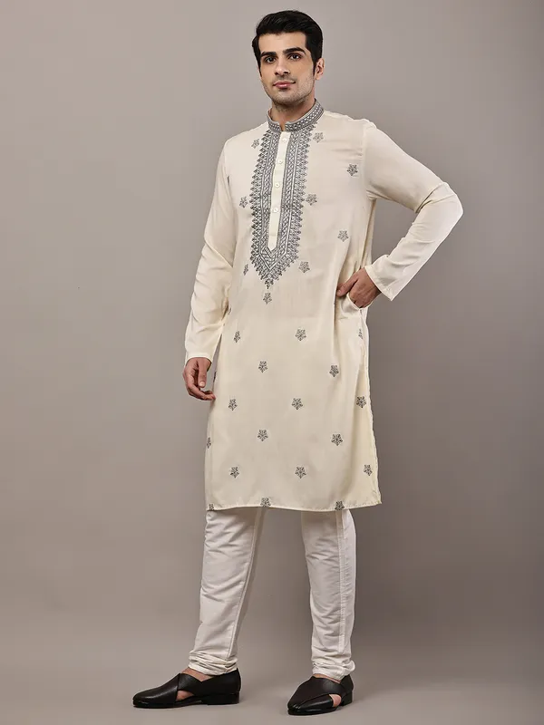 Cream_Embroidered_Kurta_Set_with_Cream_Pajama_For_Men