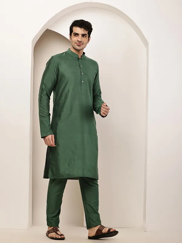 Green_Straight_Viscose_Silk_Kurta_For_Men
