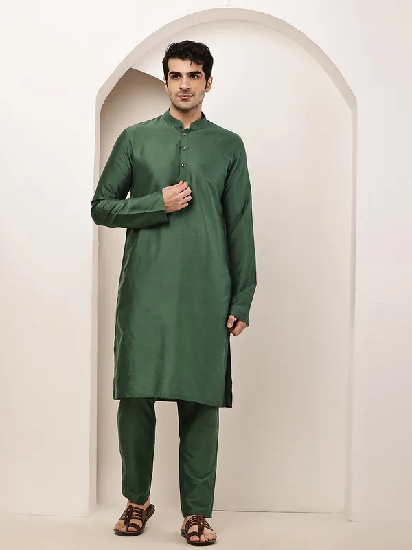 Green_Straight_Viscose_Silk_Kurta_For_Men