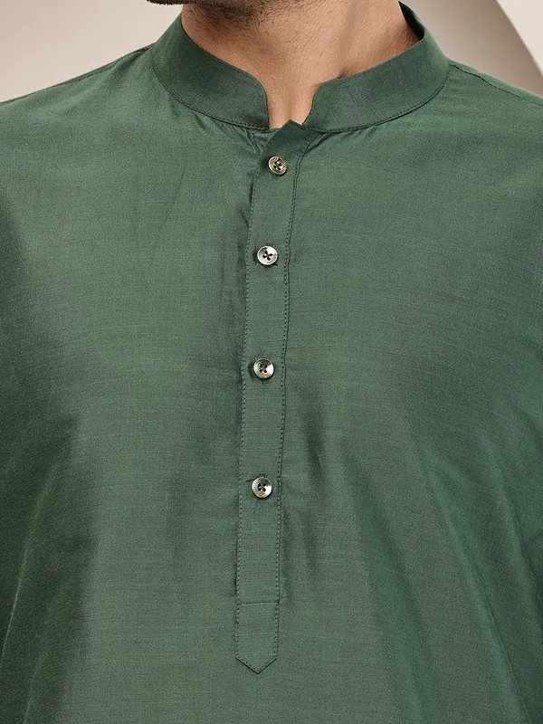 Green_Straight_Viscose_Silk_Kurta_For_Men