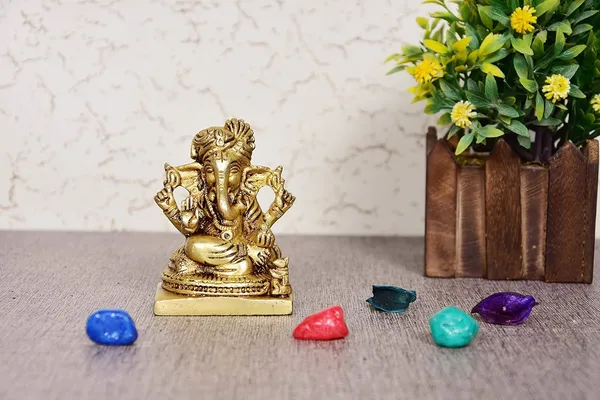 Religious_Brass_Ganesha_Statue_For_Home_&_Temple_Decor