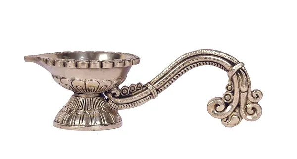 Brass_Handle_Diya_Oil_Lamp_Temple_Decor_And_Home_Decorative