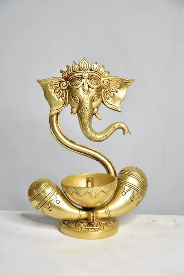 Handcrafted_Brass_Ganesh_Diya_(10_Inch,_1.5Kg,_Gold_Finish)_–_Premium_Deepak_For_Home_Decor