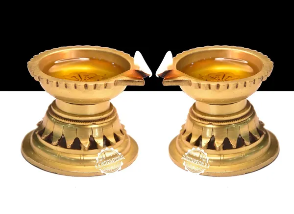 Brass_Akhand_Diya_Pair_|_Small_Size_|_Handmade