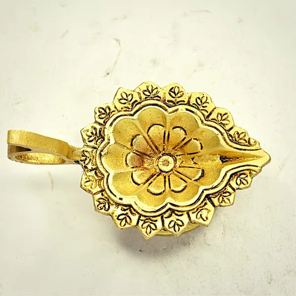 Diya_Brass_Diya_Brass_Diya_Idol_Details-_W-250_G_H-2.5_Inch_L-3.5_Inch