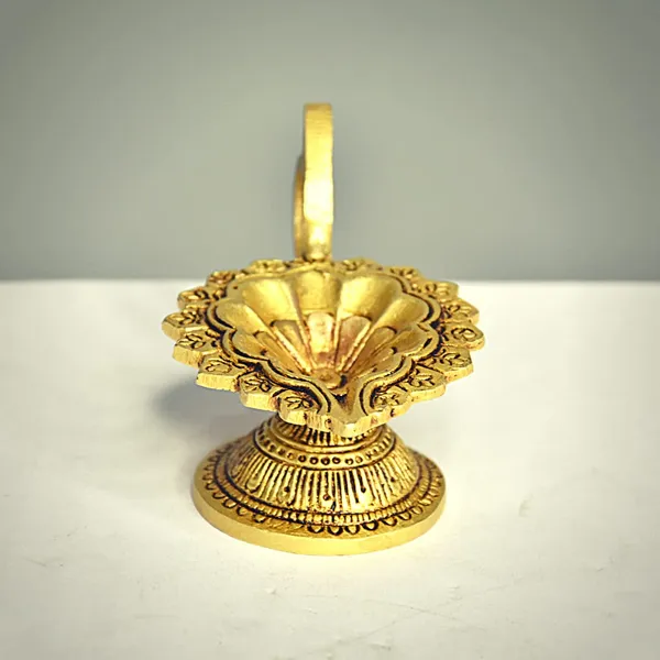 Diya_Brass_Diya_Brass_Diya_Idol_Details-_W-250_G_H-2.5_Inch_L-3.5_Inch