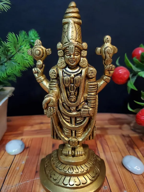 Brass_Tirupati_Balaji_Arch,_Vanketaswar,_Tirumula_Tirupati_Balaji_Brass_Balaji_Brass_Idol_15Cm