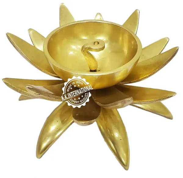 Kamal_Diya_–_Brass_Lotus_Oil_Lamp