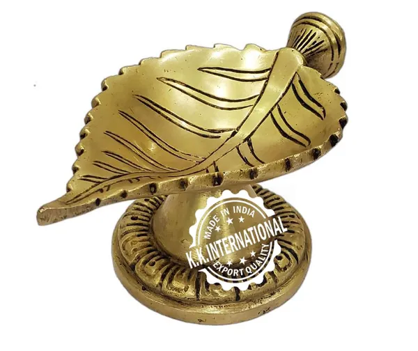 Handcrafted_Brass_Leaf_Diya_–_Traditional_Oil_Lamp