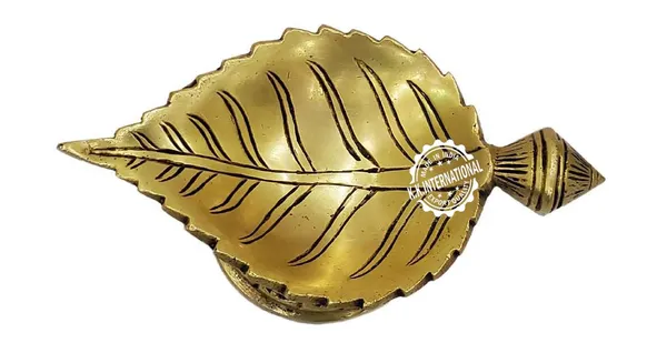 Handcrafted_Brass_Leaf_Diya_–_Traditional_Oil_Lamp