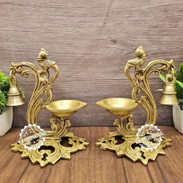 Brass_Peacock_Hanging_Diya_With_Table_Standing_Deepak_(Set_Of_2)_Traditional_Oil_Lamp_For_Decoration