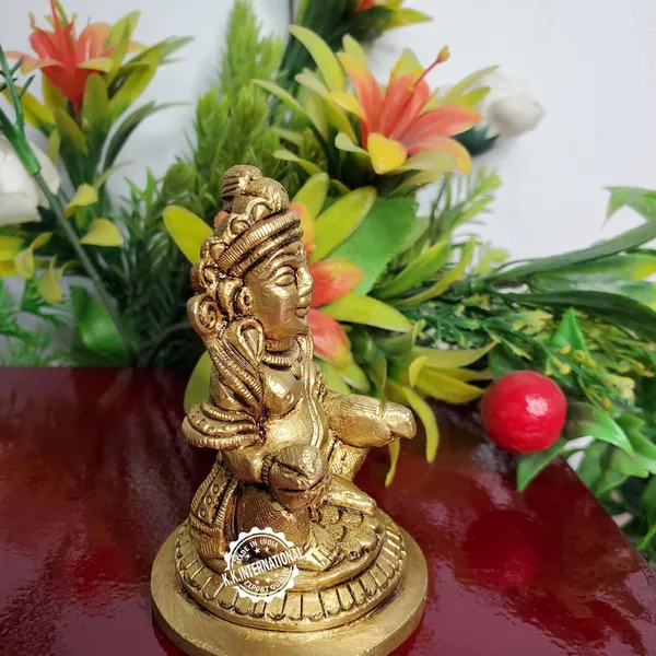 Brass_Kuber_Maharaj_Idol,_Handcrafted_Showpiece