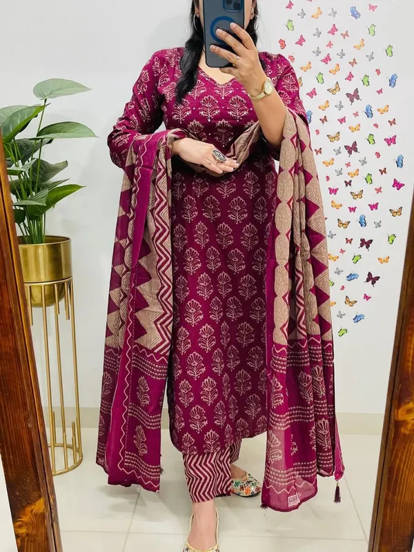 Wine_Block_Print_Kurta_Set_with_Dupatta