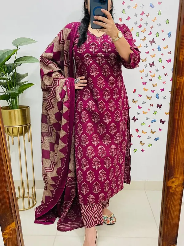 Wine_Block_Print_Kurta_Set_with_Dupatta