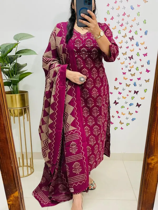 Wine_Block_Print_Kurta_Set_with_Dupatta