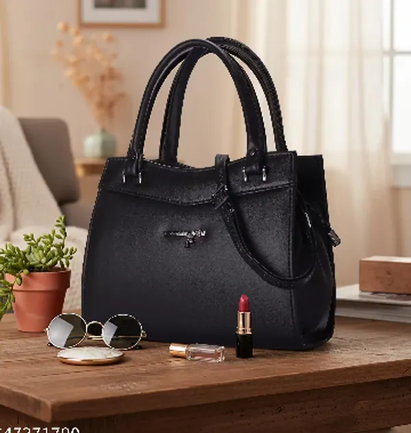 Elegant_Black_Structured_Handbag_with_Sling_Strap