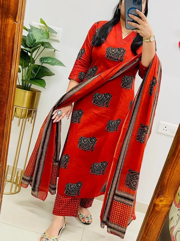 Rust_Red_Elephant_Print_Kurta_Set_with_Dupatta