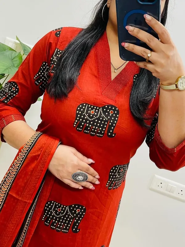 Rust_Red_Elephant_Print_Kurta_Set_with_Dupatta