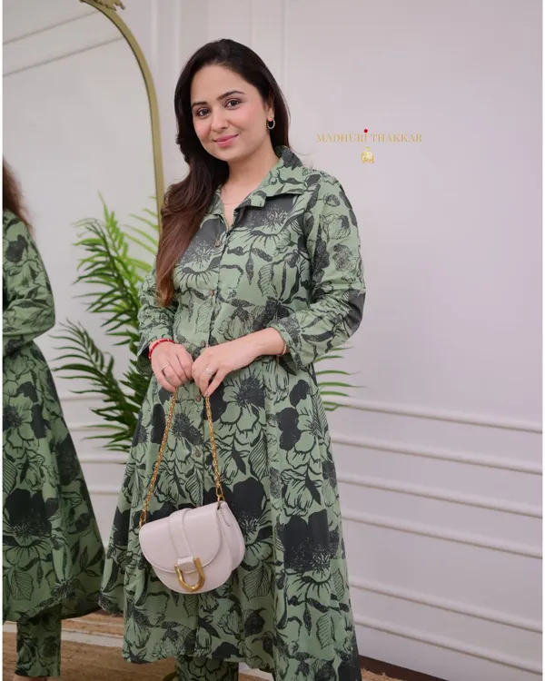 Green_Cotton_Elegant_Co-Ord_Set_For_Women_&_Girls