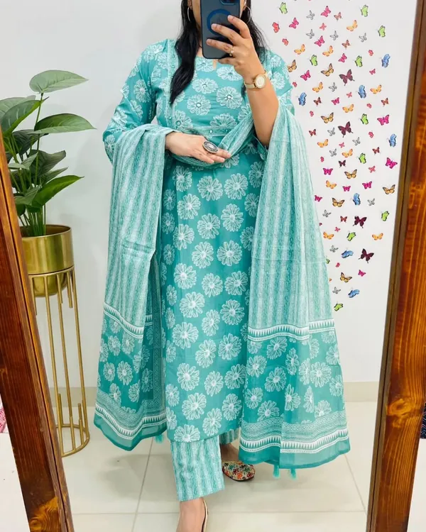 Aqua_Floral_Print_Kurta_Set_with_Dupatta
