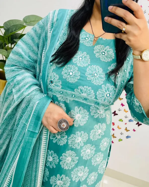Aqua_Floral_Print_Kurta_Set_with_Dupatta