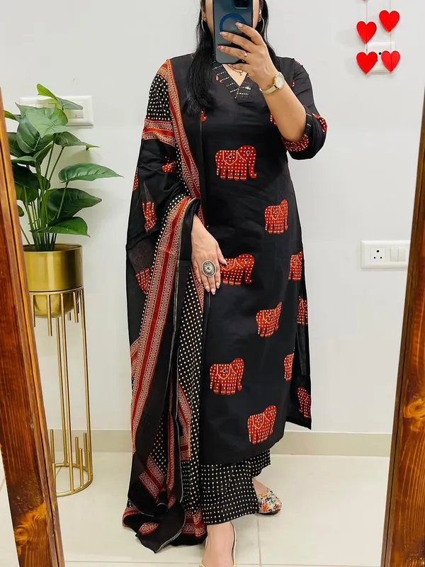 Black_Elephant_Print_Kurta_Set_with_Printed_Dupatta