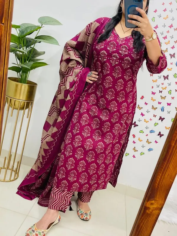 Wine_Block_Print_Kurta_Set_with_Dupatta